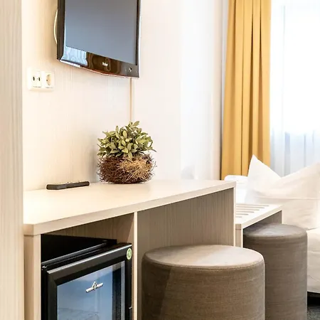 Wandinger Hof Hotel 3*